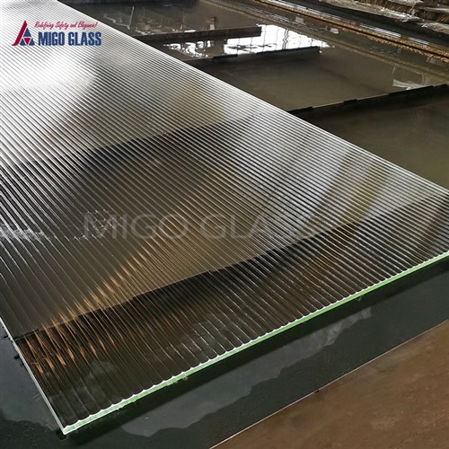 شاور ڈور بانسری گلاس